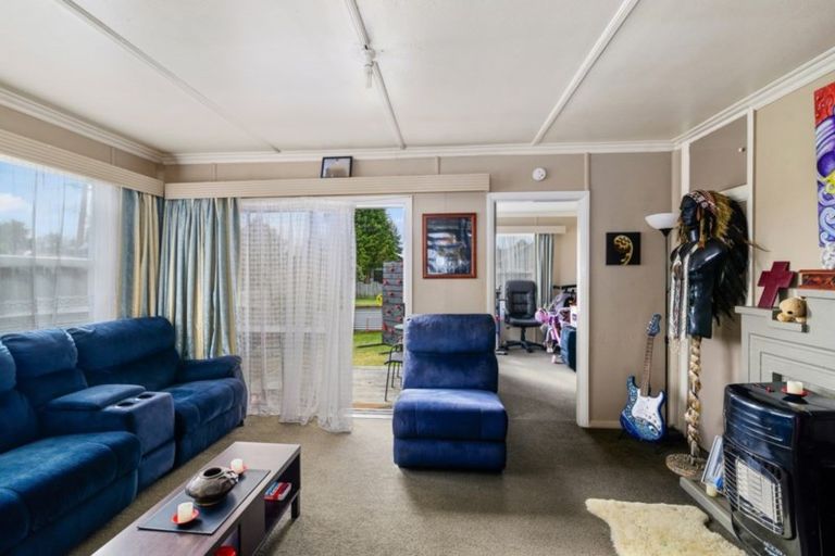 Photo of property in 11 Isobel Street, Fairy Springs, Rotorua, 3015