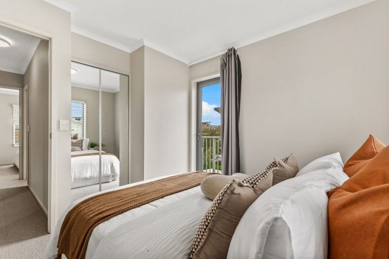 Photo of property in 58 Station Street, Hobsonville, Auckland, 0616