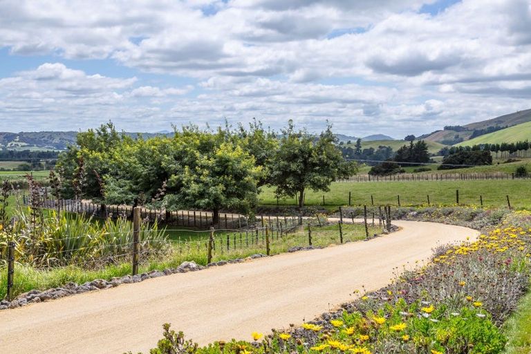 Photo of property in 138 Te Wharau Road, Gladstone, Masterton, 5883