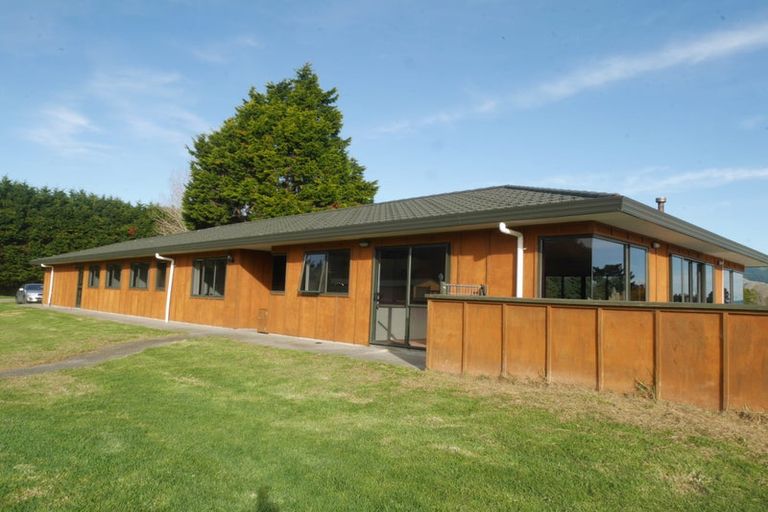 Photo of property in 12 Te Horo Beach Road, Te Horo, Otaki, 5581