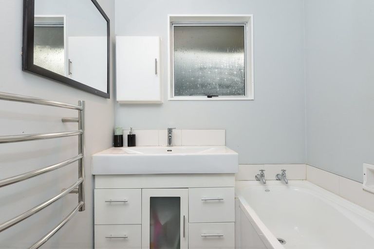 Photo of property in 26 Elmwood Crescent, Pukete, Hamilton, 3200