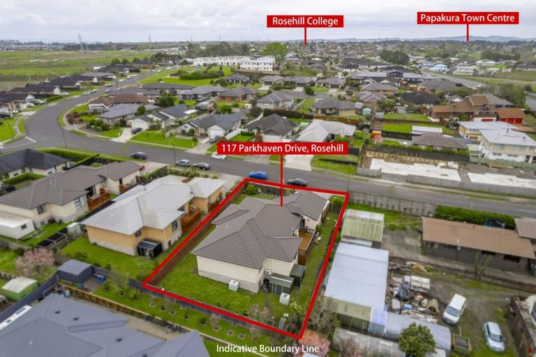 Photo of property in 117 Parkhaven Drive, Rosehill, Papakura, 2113