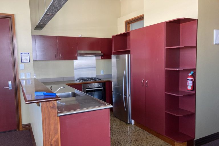 Photo of property in Pirie Street Townhouses, 28/35 Pirie Street, Mount Victoria, Wellington, 6011