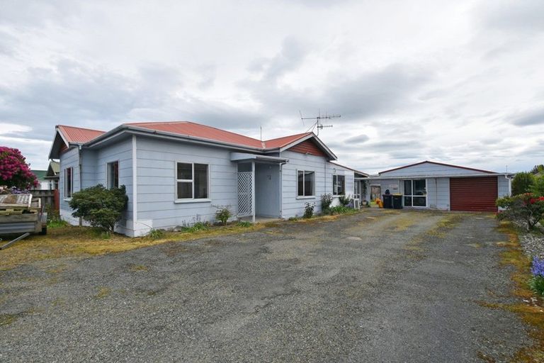 Photo of property in 76 Robertson Street, Richmond, Invercargill, 9810