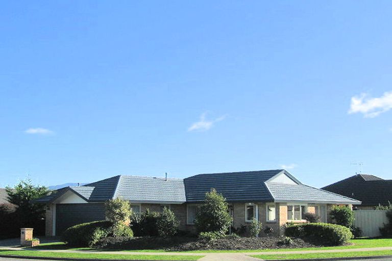 Photo of property in 40 Realm Drive, Paraparaumu, 5032