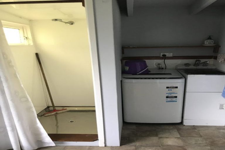 Photo of property in 61 Mullins Road, Ardmore, Papakura, 2582