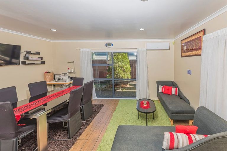 Photo of property in 111 Pooks Road, Ranui, Auckland, 0612