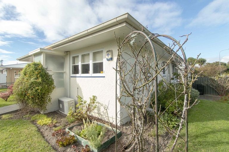 Photo of property in 12 Todd Street, Napier South, Napier, 4110
