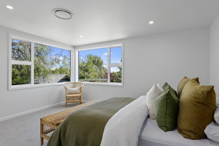 Photo of property in 18 Dyers Pass Road, Cashmere, Christchurch, 8022