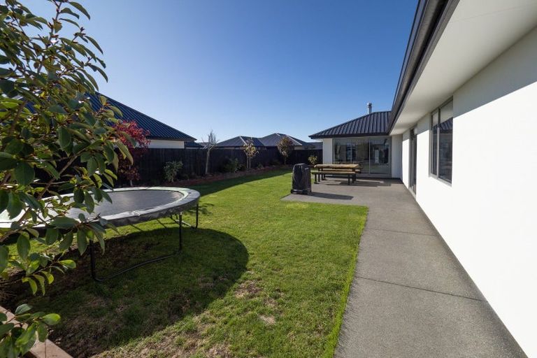 Photo of property in 3 Kelburn Place, Tinwald, Ashburton, 7700