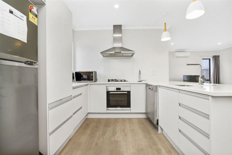 Photo of property in 12 Springside Court, Huntington, Hamilton, 3210