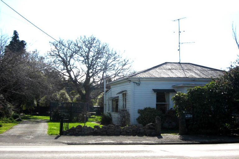 Photo of property in 20 Main Street, Greytown, 5712