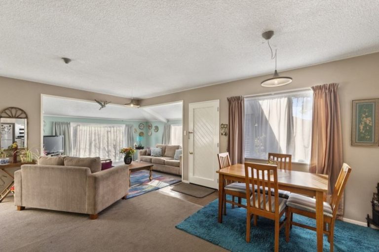 Photo of property in 12/17u Randwick Crescent, Moera, Lower Hutt, 5010