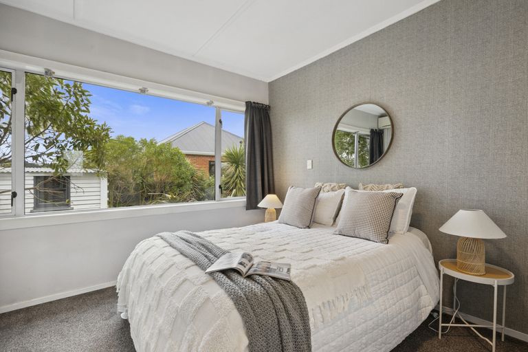 Photo of property in 15 Puketai Street, Andersons Bay, Dunedin, 9013