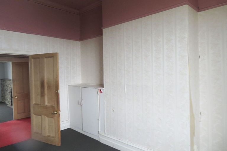 Photo of property in 18 Mary Street, Gore, 9710