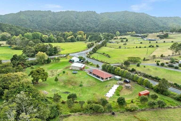 Photo of property in 6 Tavinor Road, Otaika, Whangarei, 0170