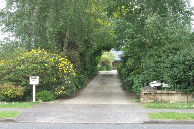 Photo of property in 98 Williams Street, Cambridge, 3434