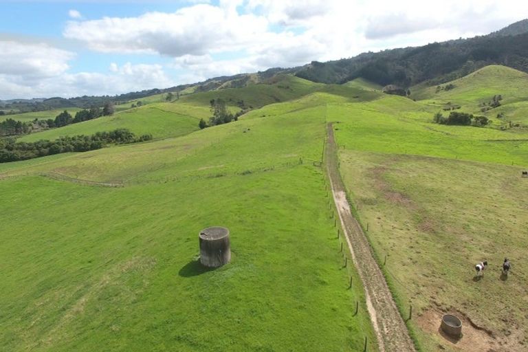 Photo of property in 1337 East Coast Road, Whakatiwai, Pokeno, 2473