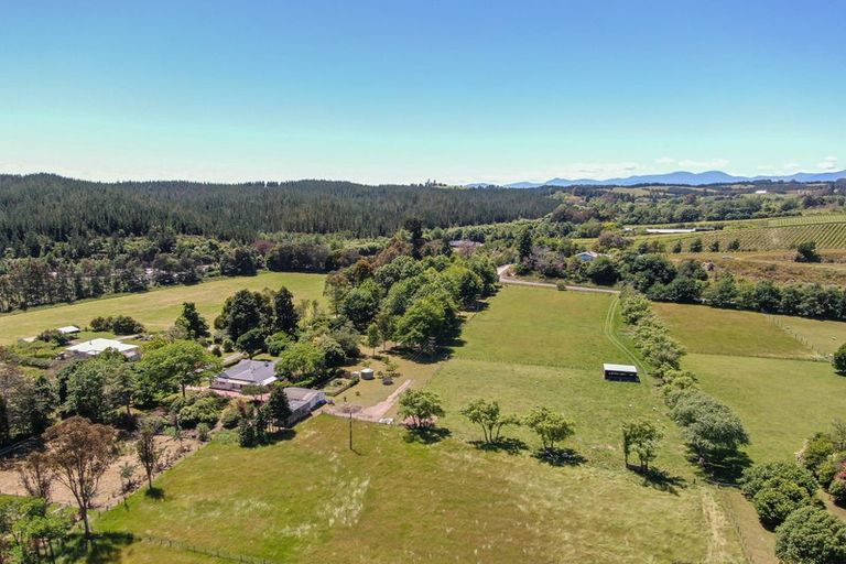 Photo of property in 1971 Moutere Highway, Upper Moutere, 7175