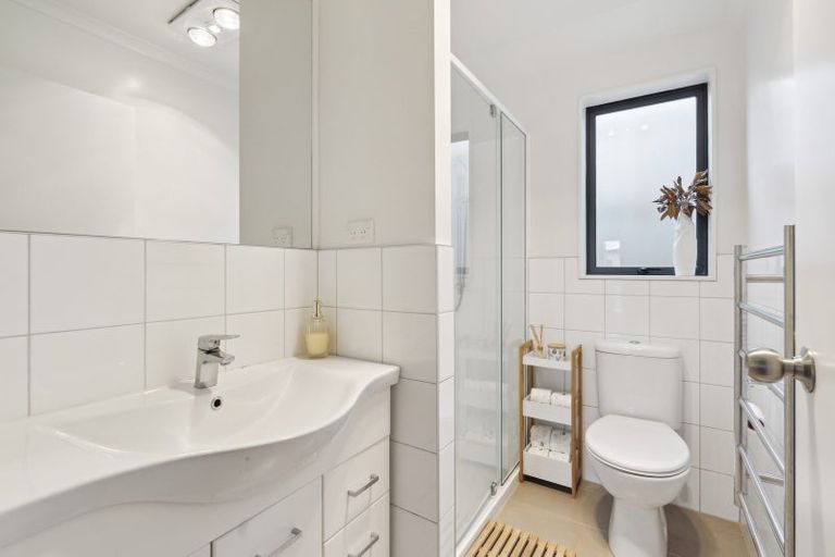 Photo of property in 72 Totara Meadows Court, Wiri, Auckland, 2104