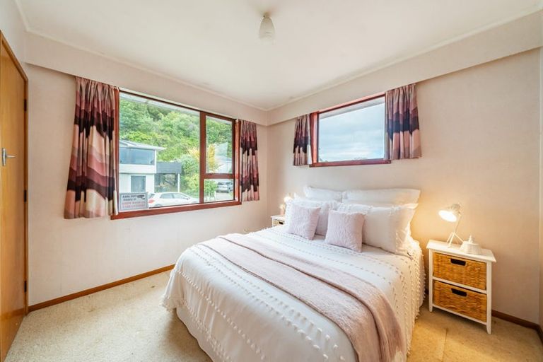 Photo of property in 44 Cleary Street, Waterloo, Lower Hutt, 5011