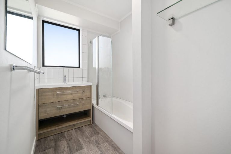 Photo of property in 65a Pohutukawa Drive, Owhata, Rotorua, 3010