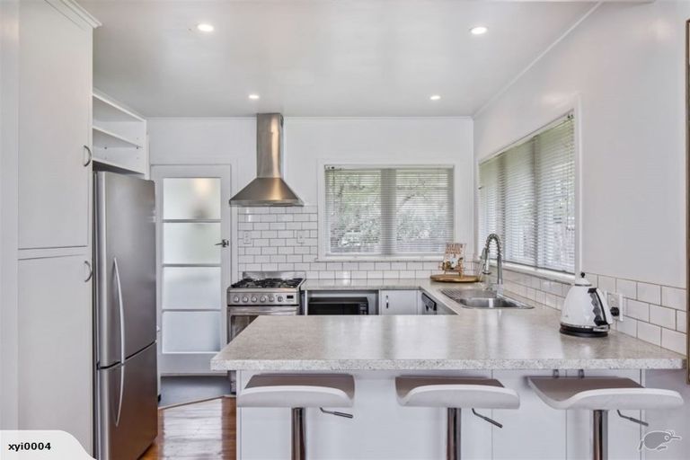 Photo of property in 2/10 Nile Road, Milford, Auckland, 0620