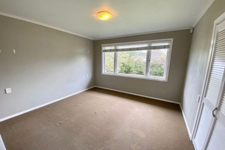 Photo of property in 13 Graham Avenue, Te Atatu Peninsula, Auckland, 0610