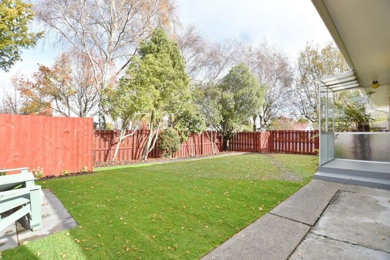 Photo of property in 1/73 Sabys Road, Halswell, Christchurch, 8025