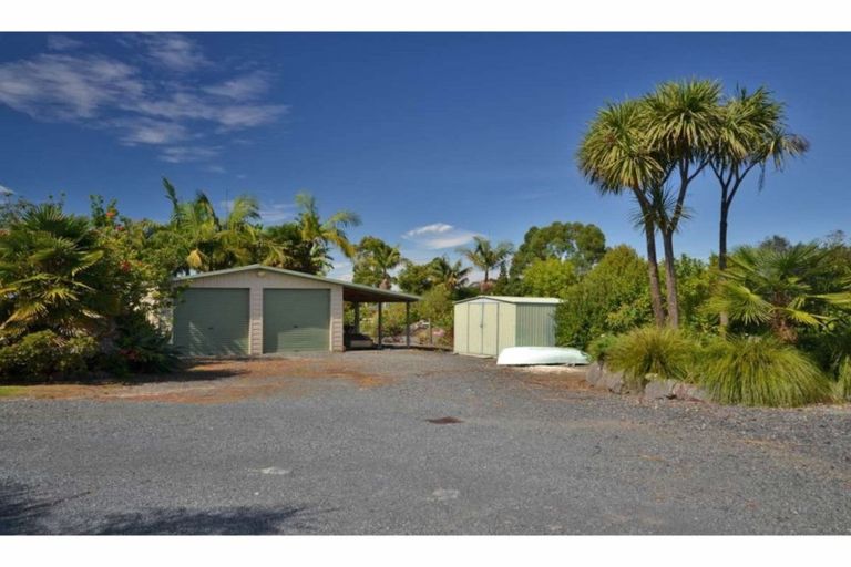 Photo of property in 211 Rangitane Road, Kerikeri, 0294