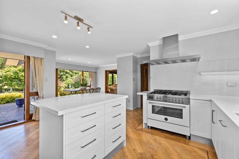 Photo of property in 586 Yaldhurst Road, Yaldhurst, Christchurch, 7676