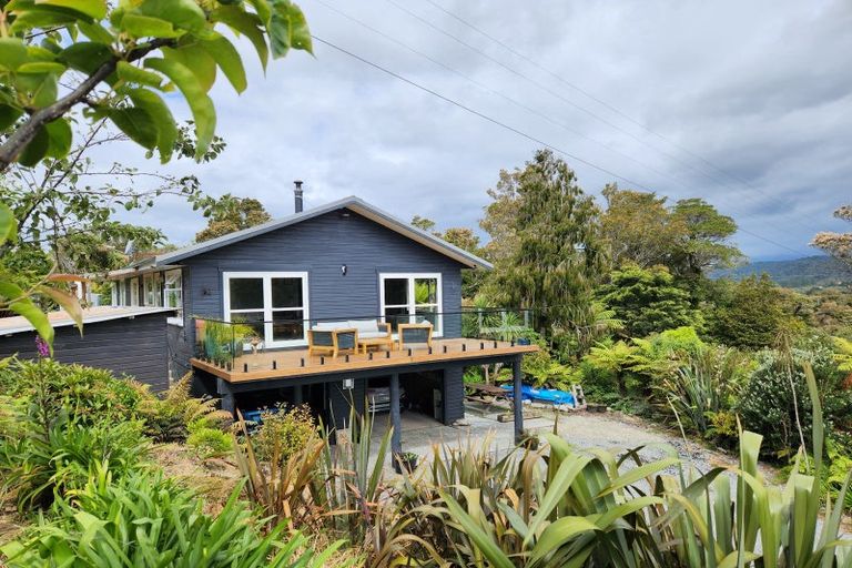 Photo of property in 692 Rutherglen Road, Marsden, Greymouth, 7872