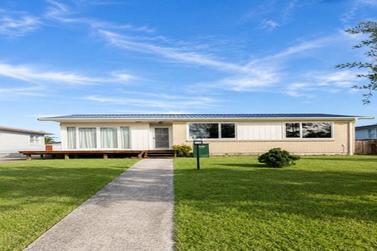 Photo of property in 80 Riverpark Crescent, Henderson, Auckland, 0610