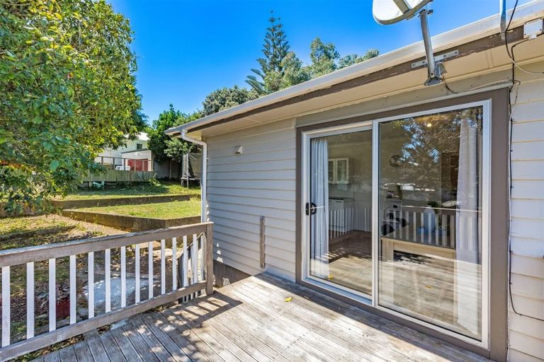 Photo of property in 84 Castor Crescent, Cannons Creek, Porirua, 5024