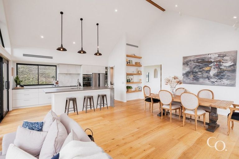 Photo of property in 42 Te Auhi Way, Welcome Bay, Tauranga, 3112