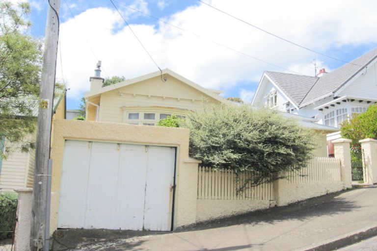 Photo of property in 4 Waitoa Road, Hataitai, Wellington, 6021