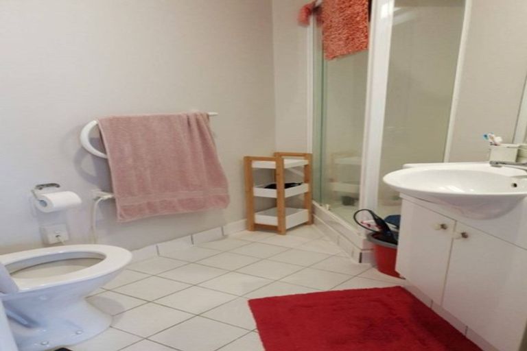 Photo of property in Terrace Tower Apartments, 2f/126 The Terrace, Wellington Central, Wellington, 6011