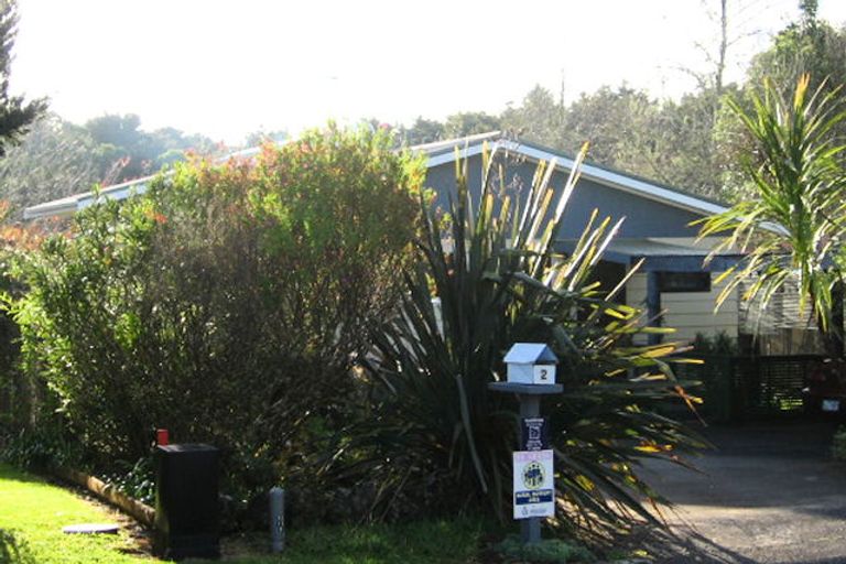 Photo of property in 2 Tuatahi Place, Kerikeri, 0230