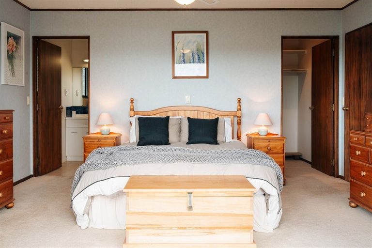 Photo of property in 7 The Lookout, Kerikeri, 0230