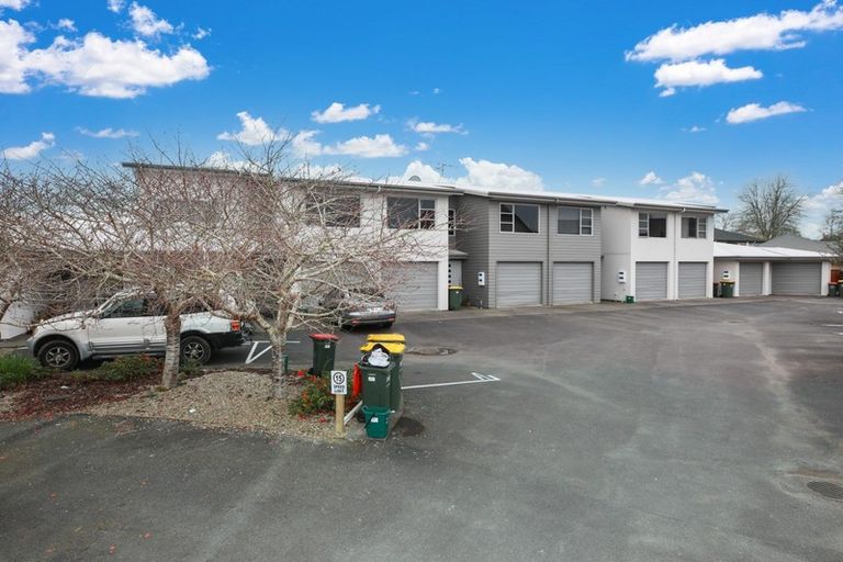 Photo of property in 9h Denver Place, Hamilton East, Hamilton, 3216