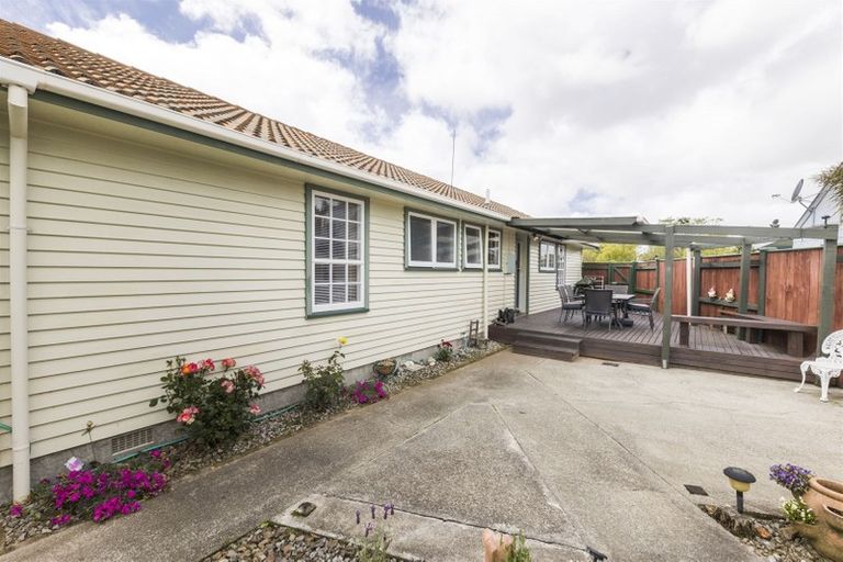 Photo of property in 1 Capri Place, Awapuni, Palmerston North, 4412