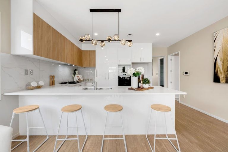Photo of property in 23 Rohi Place, Flat Bush, Auckland, 2019