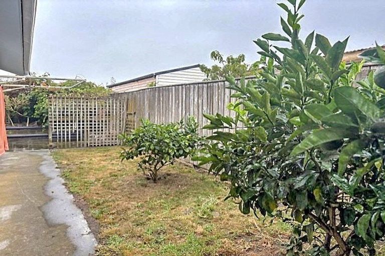 Photo of property in 129 Seabury Avenue, Foxton Beach, Foxton, 4815