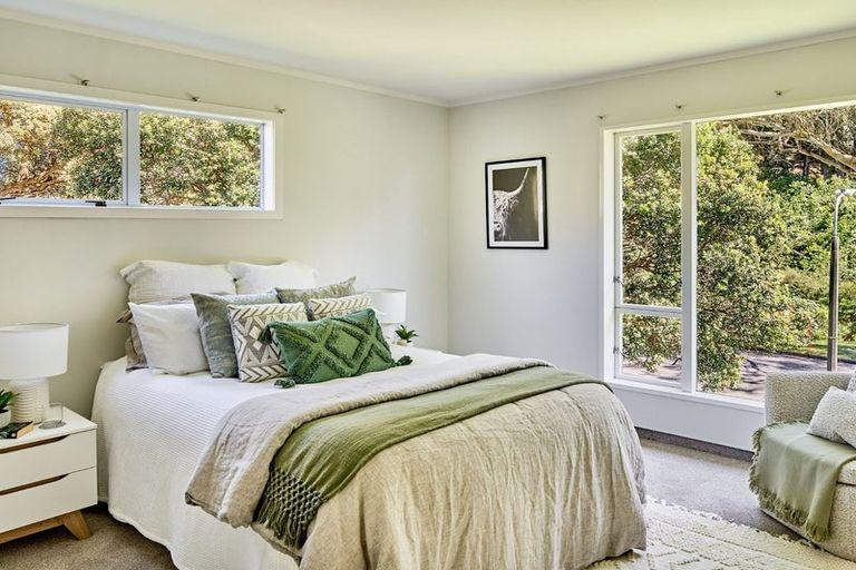 Photo of property in 81 Spinnaker Drive, Whitby, Porirua, 5024