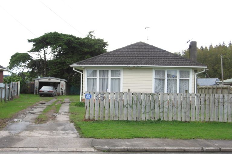Photo of property in 35 Velvet Crescent, Otara, Auckland, 2023