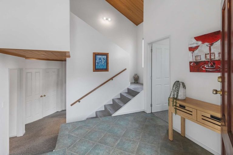 Photo of property in 4 Pampas Place, Western Heights, Hamilton, 3200