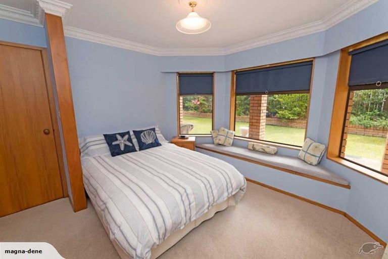Photo of property in 8 Tui Street, Torbay, Auckland, 0630