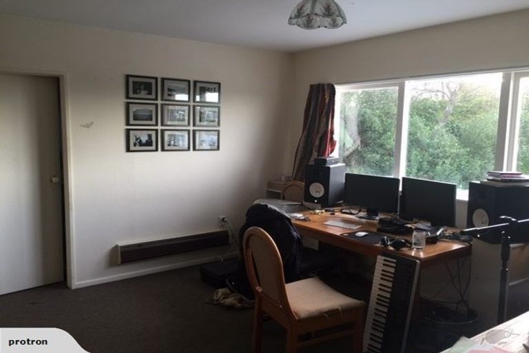 Photo of property in 1/10 Whaui Street, Vogeltown, Wellington, 6021