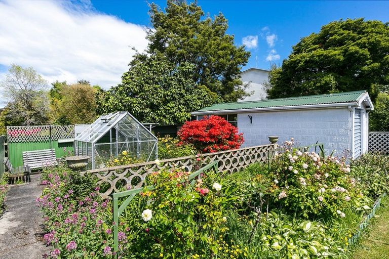 Photo of property in 16 Glendining Avenue, North East Valley, Dunedin, 9010