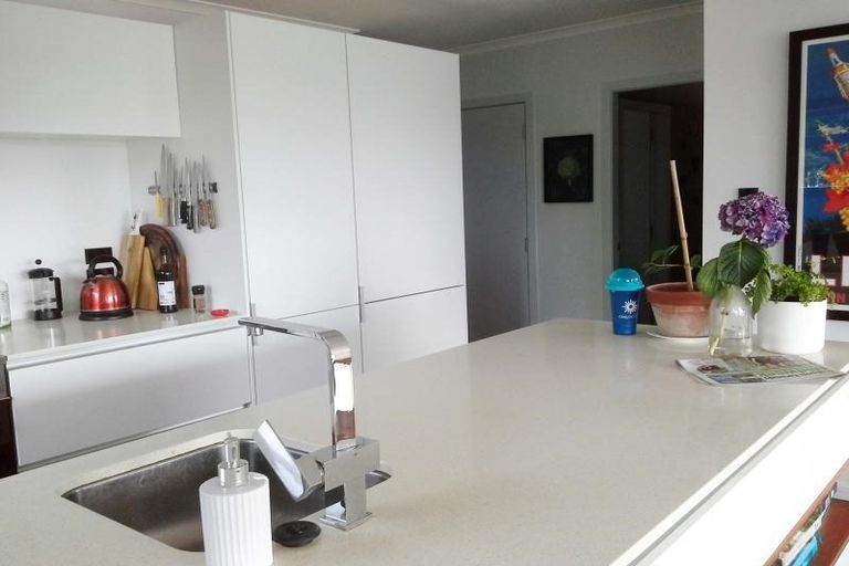 Photo of property in 53 Calvert Road, Lynmouth, New Plymouth, 4310